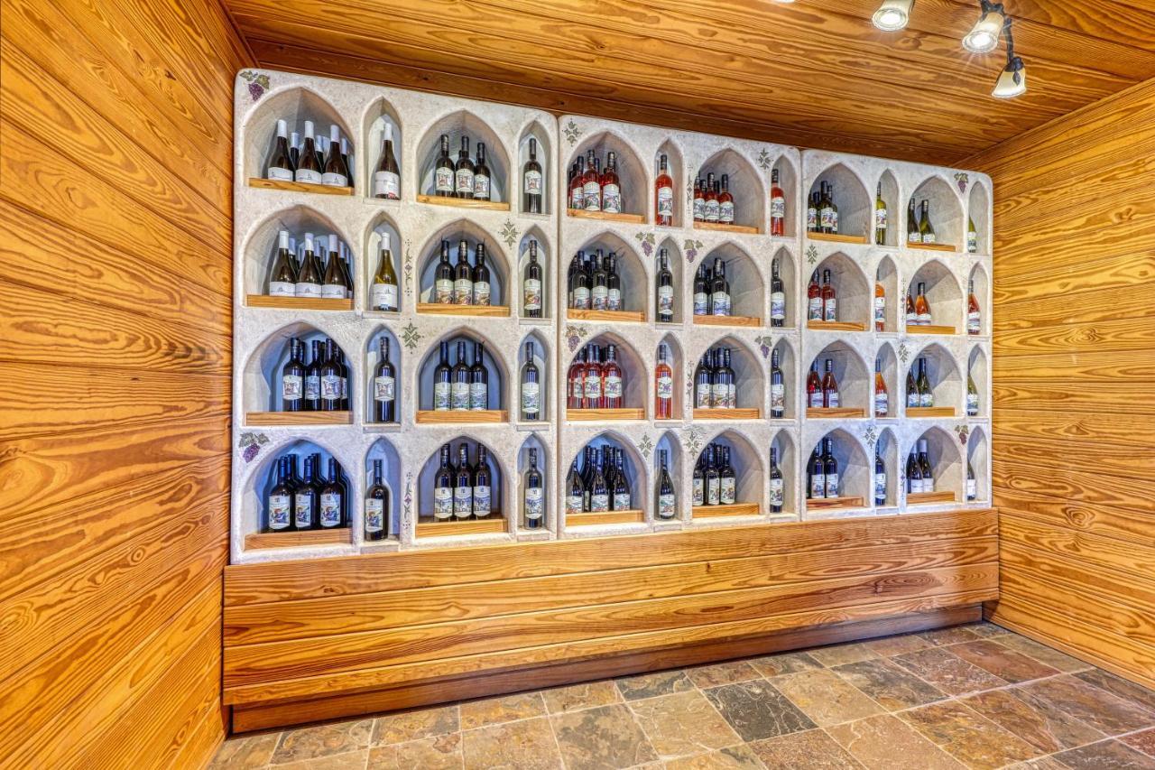 The Olive @ Mendelbaum Winery Guest Cabins 호텔 프레드릭스버그 외부 사진