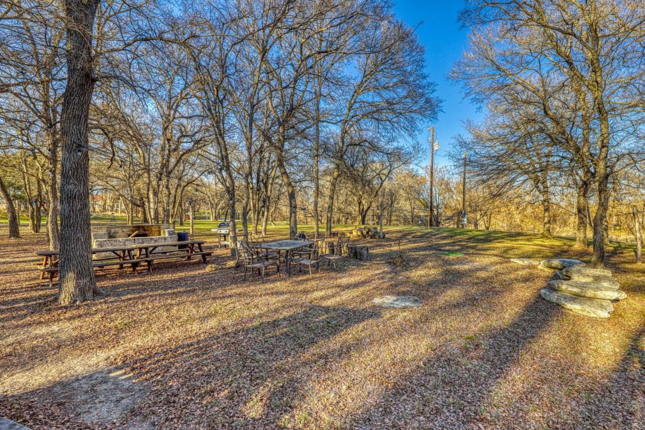 The Olive @ Mendelbaum Winery Guest Cabins 호텔 프레드릭스버그 외부 사진